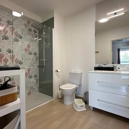 بيت للعطل Coquet Pavillon Avec Jardin Et Terrasse Dans A 500m De La Sérignan